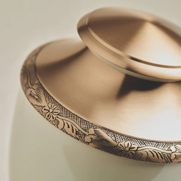 Artisan Pearl Memorial Urn - Image 4